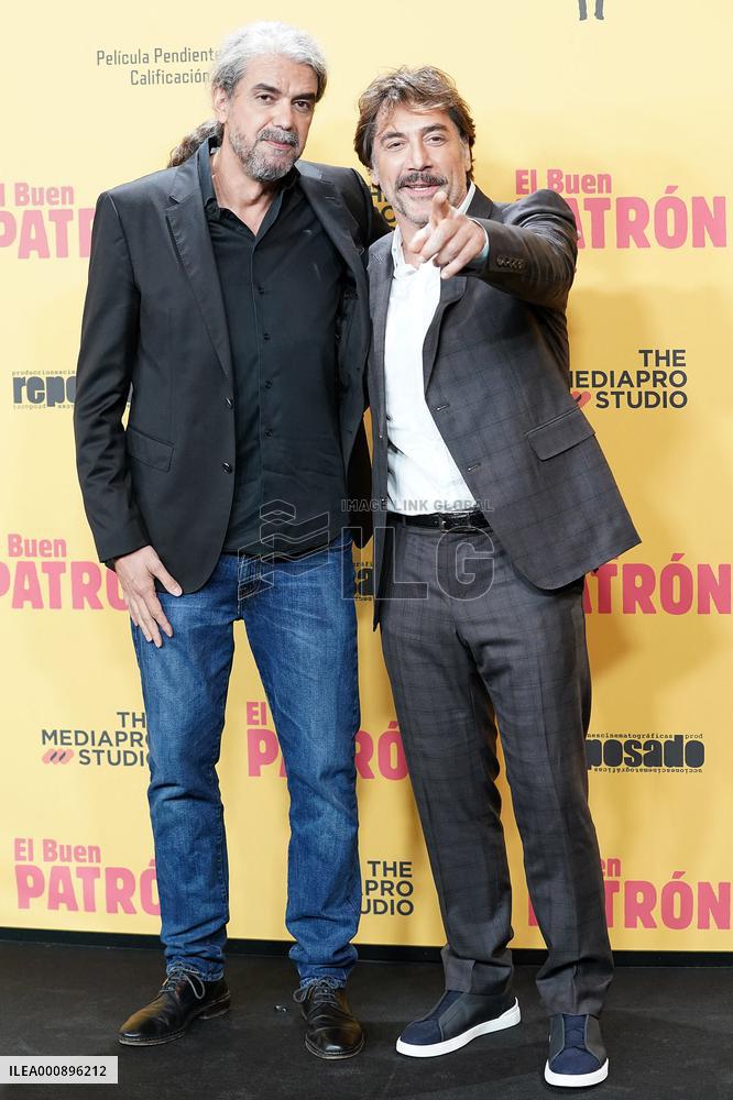 Javier Bardem Attends El Buen Patron Premiere - Madrid