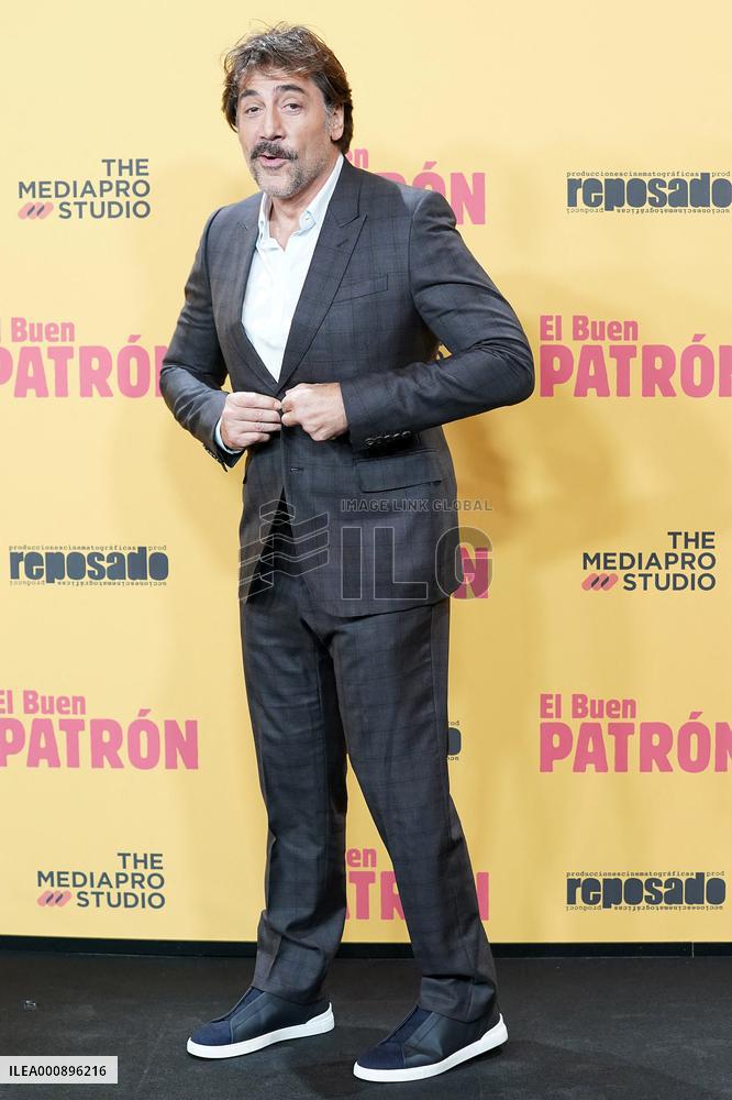 Javier Bardem Attends El Buen Patron Premiere - Madrid