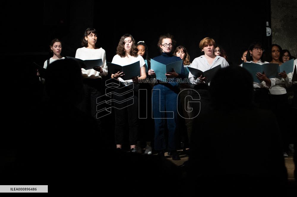 Jean-Michel Blanquer visits a high school on the eve of the national hommage for Samuel Paty - Paris
