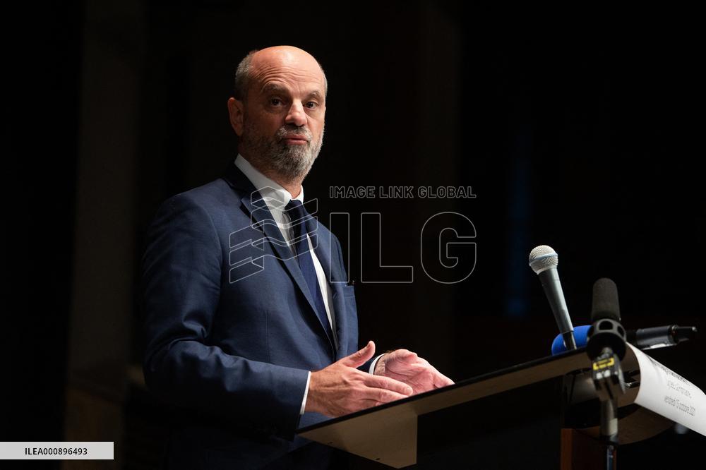 Jean-Michel Blanquer visits a high school on the eve of the national hommage for Samuel Paty - Paris