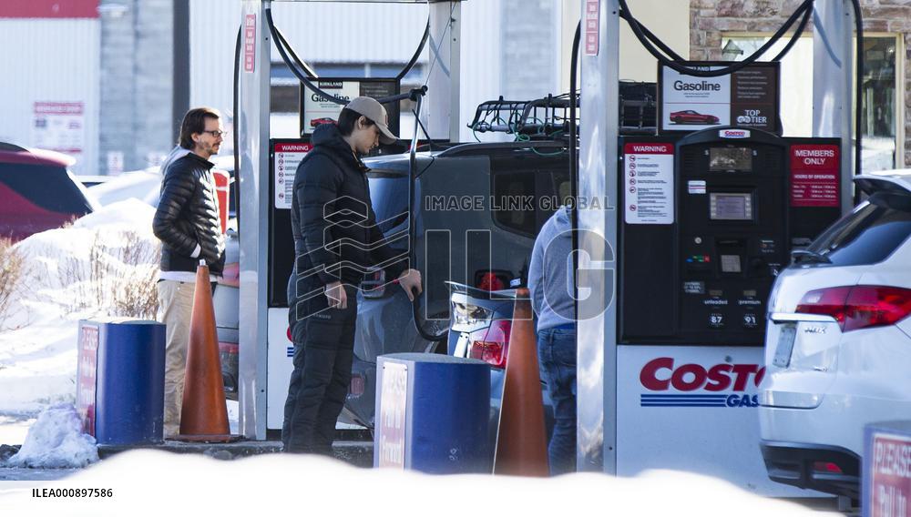 CANADA-TORONTO-GAS PRICE-RECORD HIGH