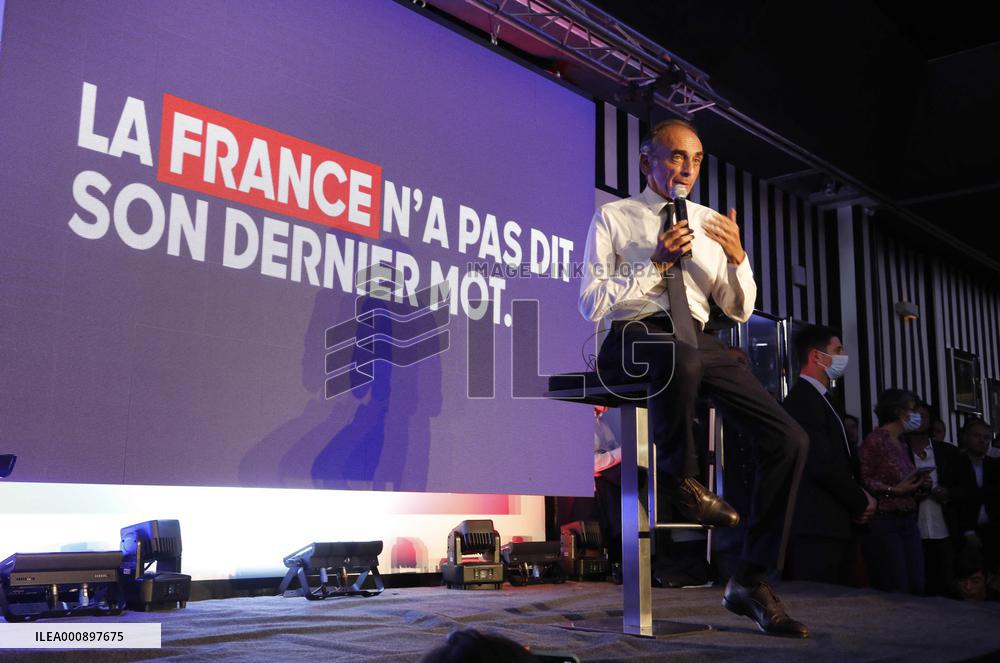 Eric Zemmour Holds A Public Meeting - Nimes