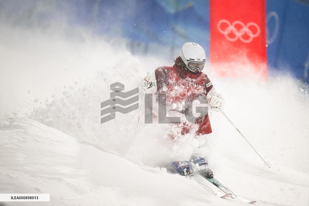 (BEIJING 2022)CHINA-BEIJING-OLYMPIC WINTER GAMES-FREESTYLE SKIING MOGULS-TRAINING SESSION (CN)