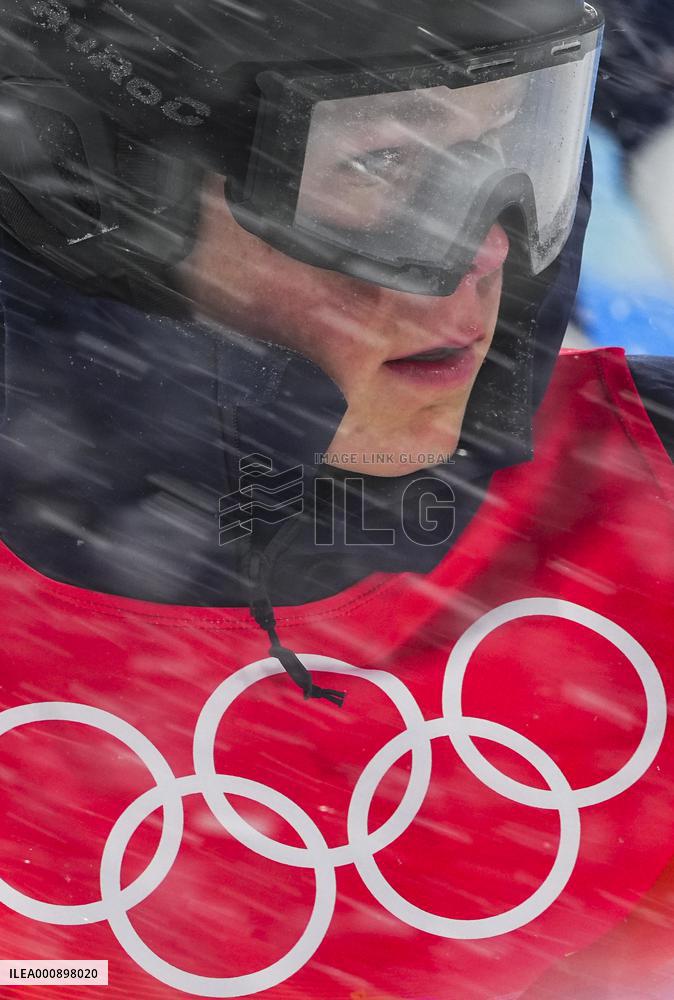 (BEIJING 2022)CHINA-BEIJING-OLYMPIC WINTER GAMES-FREESTYLE SKIING MOGULS-TRAINING SESSION (CN)