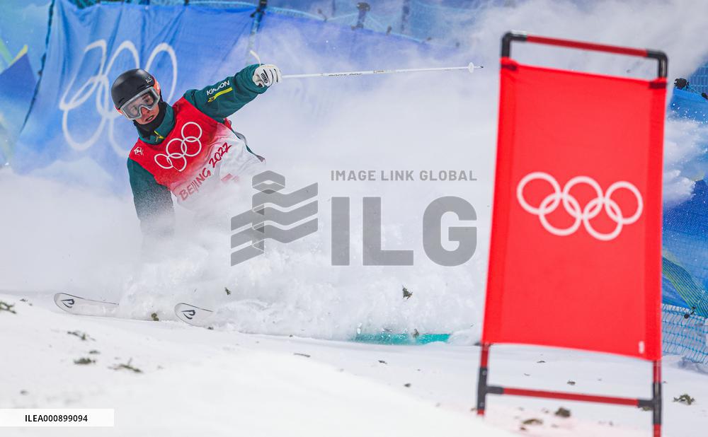 (BEIJING2022) CHINA-ZHANGJIAKOU-OLYMPIC WINTER GAMES-FREESTYLE SKIING-MEN'S MOGULS QUALIFICATION (CN)