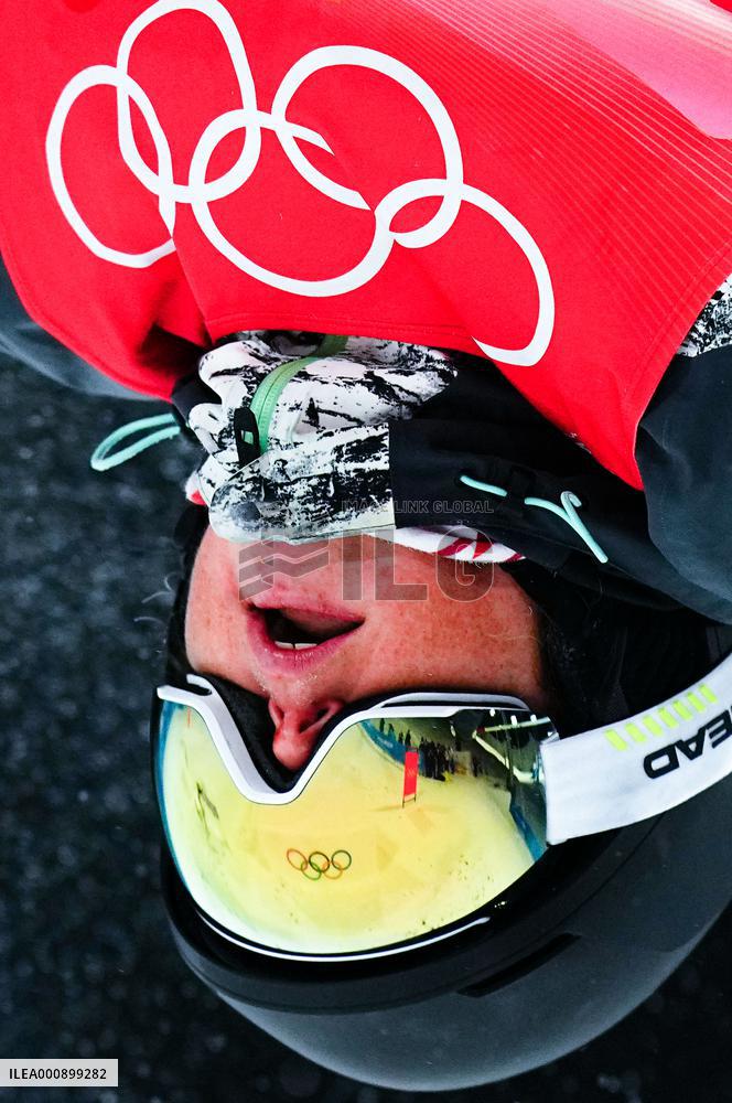 (BEIJING2022)CHINA-ZHANGJIAKOU-OLYMPIC WINTER GAMES-FREESTYLE SKIING-WOMEN'S MOGULS QUALIFICATION(CN)