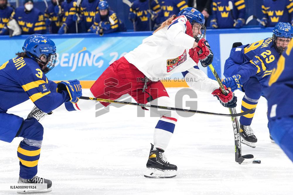 (BEIJING2022) CHINA-BEIJING-OLYMPIC WINTER GAMES-ICE HOCKEY-WOMEN'S PRELIMINARY-CZE-SWE(CN)
