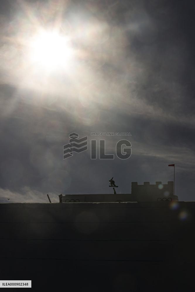 (BEIJING2022)CHINA-ZHANGJIAKOU-OLYMPIC WINTER GAMES-SNOWBOARD-SLOPESTYLE-QUALIFICATION (CN)