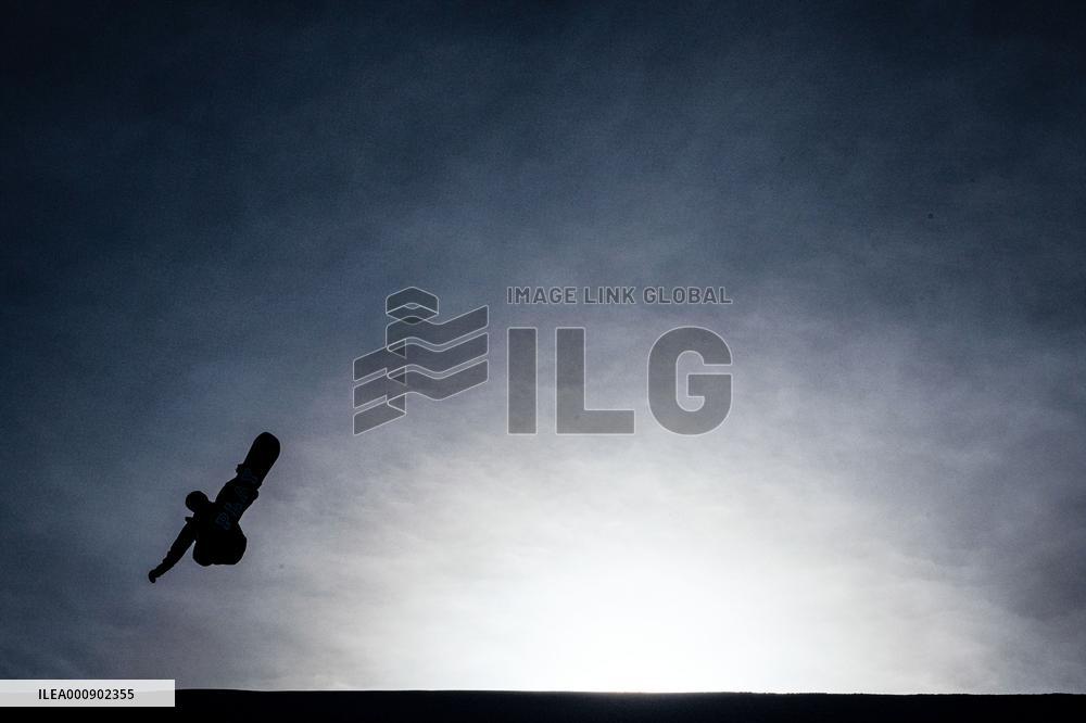 (BEIJING2022)CHINA-ZHANGJIAKOU-OLYMPIC WINTER GAMES-SNOWBOARD-SLOPESTYLE-QUALIFICATION (CN)