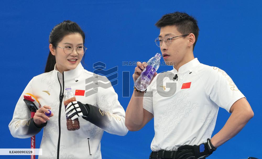 (BEIJING2022)CHINA-BEIJING-WINTER OLYMPIC GAMES-CURLING-MIXED DOUBLES-CHINA VS GREAT BRITAIN (CN)