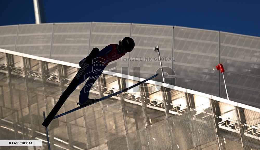 (BEIJING2022) CHINA-ZHANGJIAKOU-OLYMPIC WINTER GAMES-SKI JUMPING-TRAINING (CN)