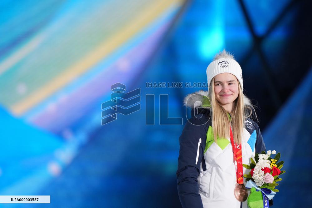 (BEIJING2022)CHINA-ZHANGJIAKOU-OLYMPIC WINTER GAMES-AWARDING CEREMONY (CN)