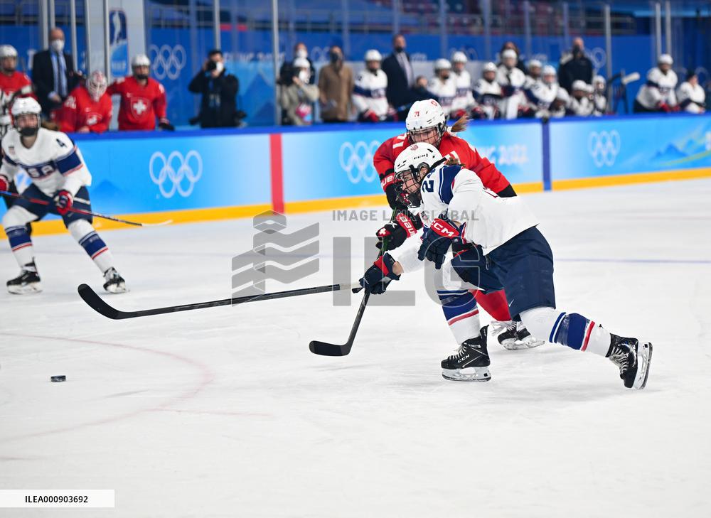 (BEIJING2022)CHINA-BEIJING-OLYMPIC WINTER GAMES-ICE HOCKEY-WOMEN'S PRELIMINARY-U.S VS SWITZERLAND