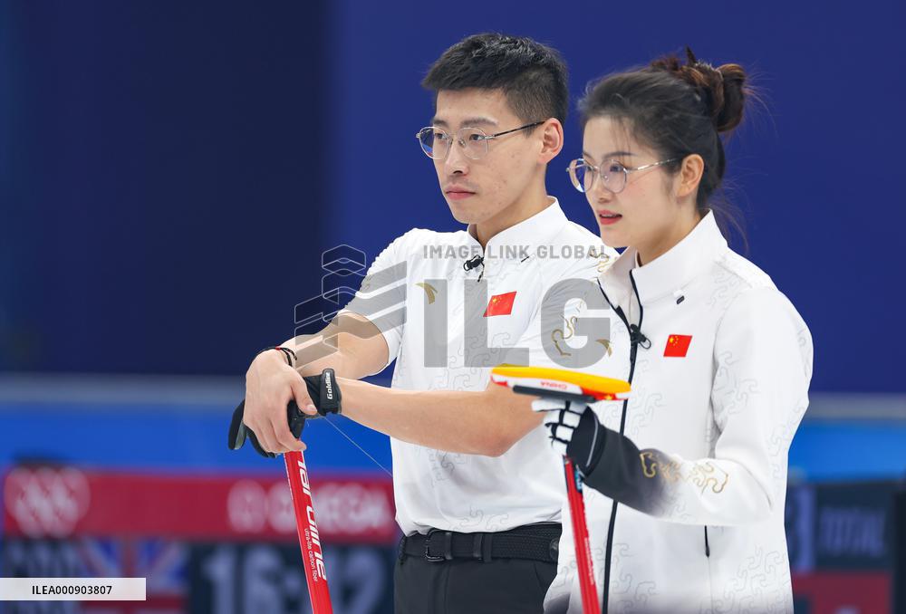 (BEIJING2022)CHINA-BEIJING-WINTER OLYMPIC GAMES-CURLING-MIXED DOUBLES-CHINA VS NORWAY (CN)