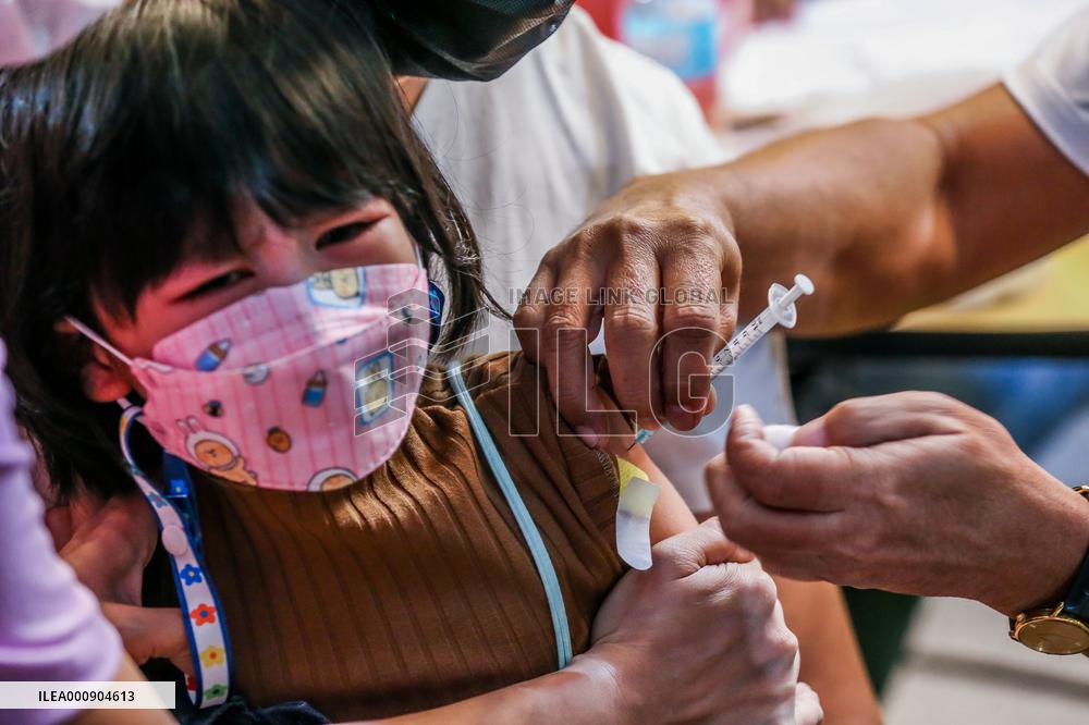 PHILIPPINES-QUEZON CITY-COVID-19-VACCINATION-CHILDREN