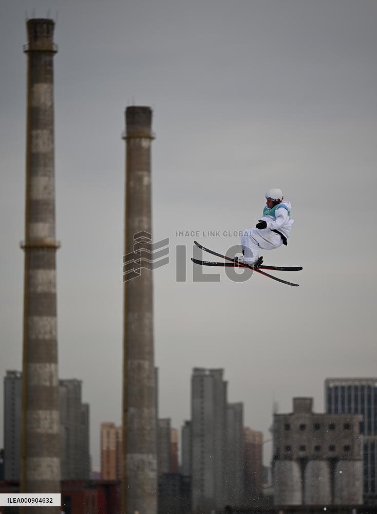 (XHTP)(BEIJING2022)CHINA-BEIJING-OLYMPIC WINTER GAMES-MEN'S FREESKI BIG AIR-QUALIFICATION (CN)