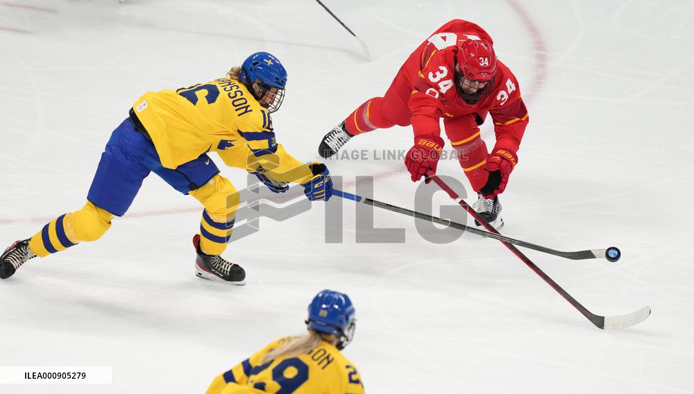 (BEIJING2022)CHINA-BEIJING-OLYMPIC WINTER GAMES-ICE HOCKEY-WOMEN'S PRELIMINARY-CHINA VS SWEDEN (CN)