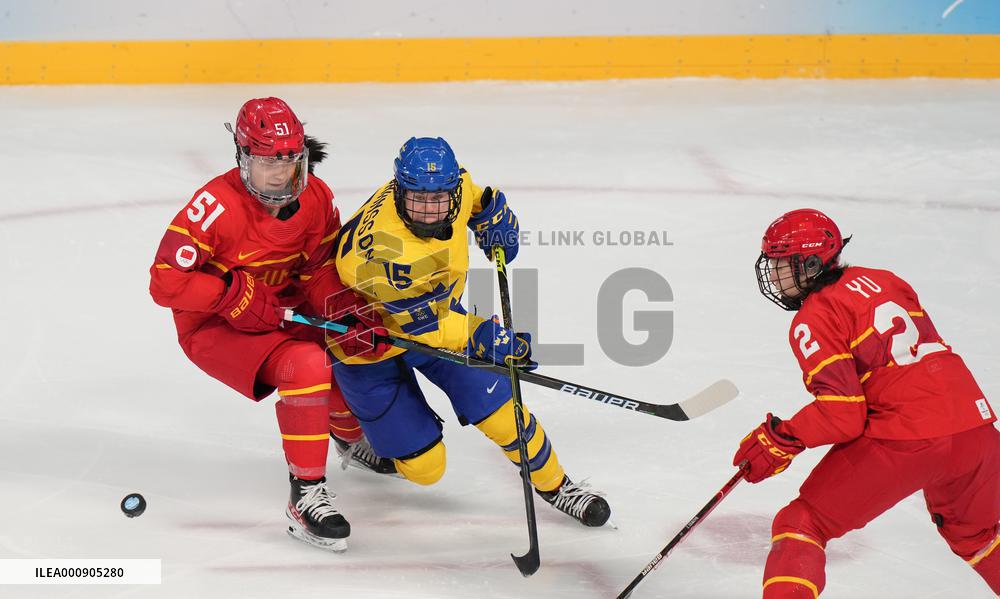 (BEIJING2022)CHINA-BEIJING-OLYMPIC WINTER GAMES-ICE HOCKEY-WOMEN'S PRELIMINARY-CHINA VS SWEDEN (CN)