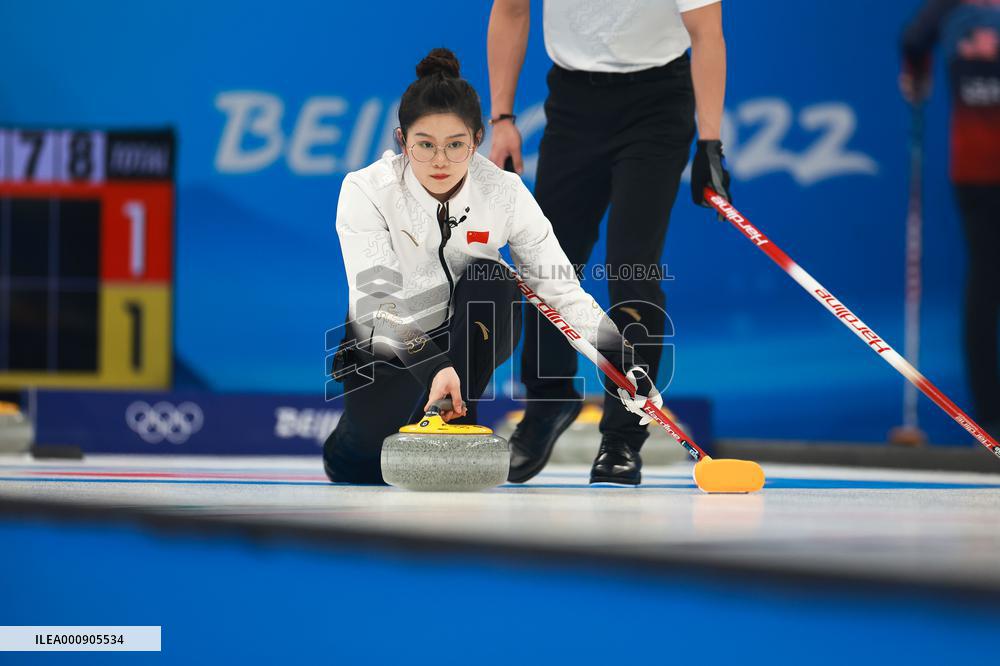 (BEIJING2022)CHINA-BEIJING-WINTER OLYMPIC GAMES-CURLING-MIXED DOUBLES-CHINA VS CZECH REPUBLIC (CN)