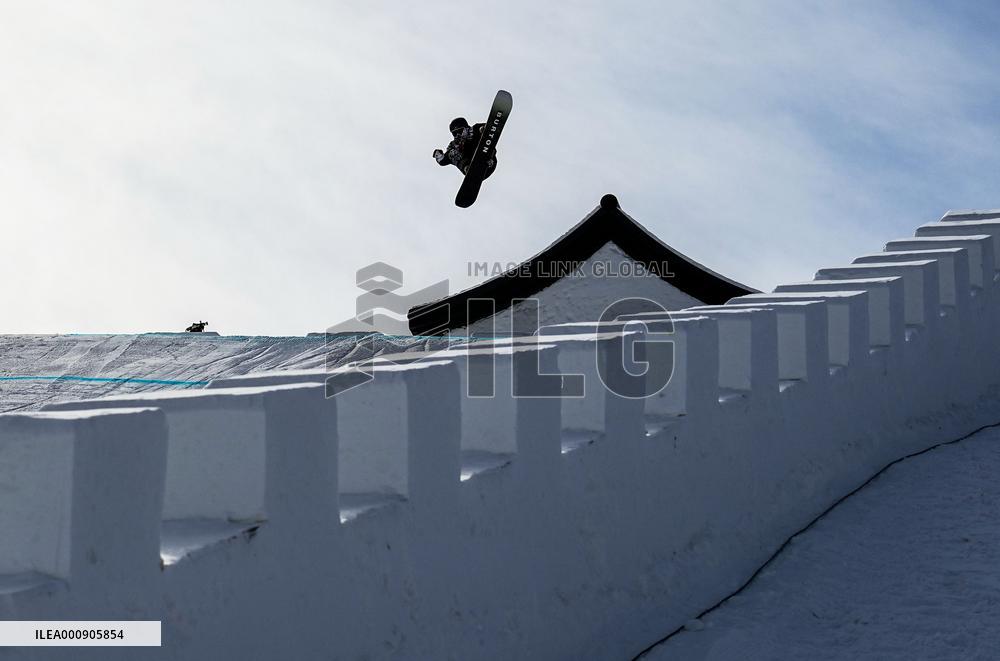 (BEIJING2022)CHINA-ZHANGJIAKOU-OLYMPIC WINTER GAMES-SNOWBOARD-SLOPESTYLE-FINAL (CN)