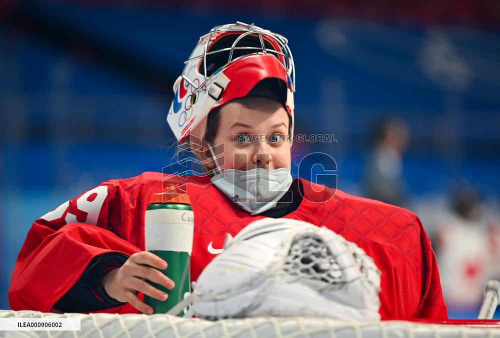 (XHTP)(BEIJING2022)CHINA-BEIJING-OLYMPIC WINTER GAMES-ICE HOCKEY-WOMEN'S PRELIMINARY-ROC VS CANADA (CN)