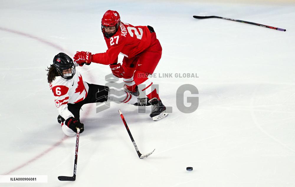 (XHTP)(BEIJING2022)CHINA-BEIJING-OLYMPIC WINTER GAMES-ICE HOCKEY-WOMEN'S PRELIMINARY-CANADA VS ROC (CN)