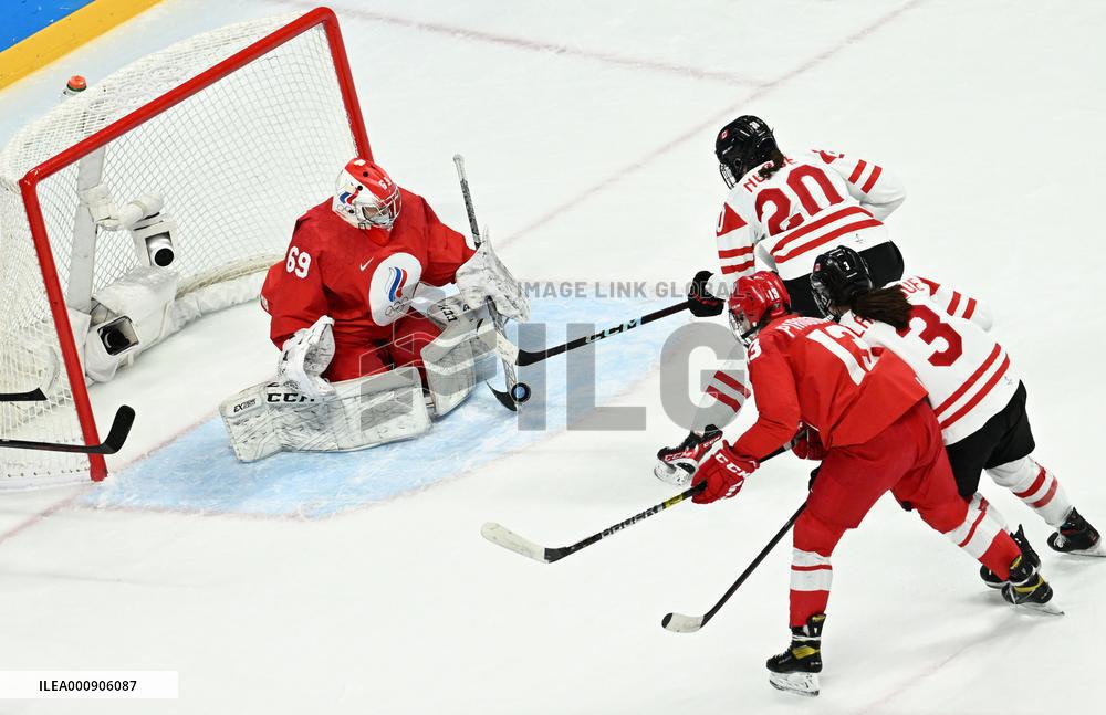 (XHTP)(BEIJING2022)CHINA-BEIJING-OLYMPIC WINTER GAMES-ICE HOCKEY-WOMEN'S PRELIMINARY-CANADA VS ROC (CN)