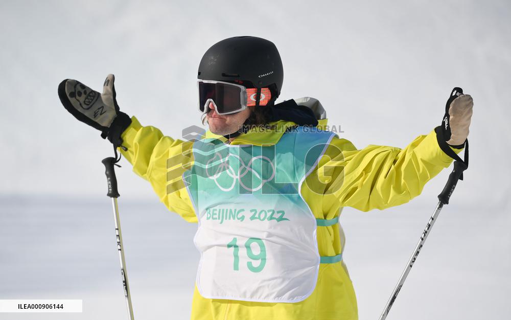 (BEIJING2022)CHINA-BEIJING-OLYMPIC WINTER GAMES-MEN'S FREESKI BIG AIR-QUALIFICATION (CN)