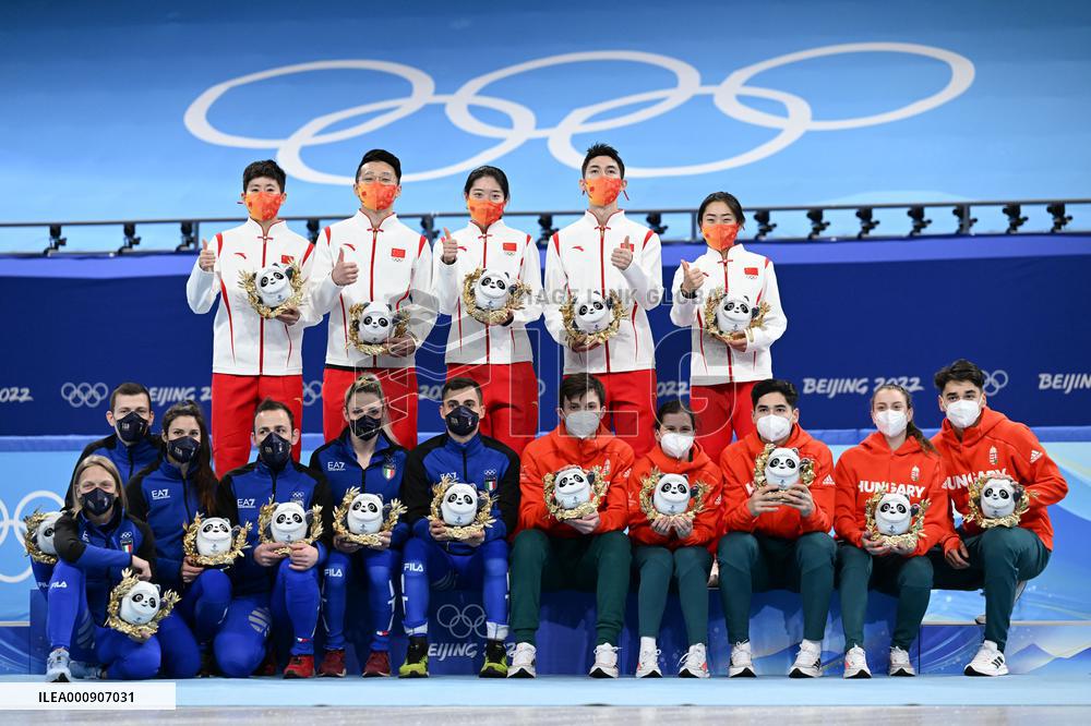 Xinhua Headlines: Chinese go warm and fuzzy over Winter Olympics mascot