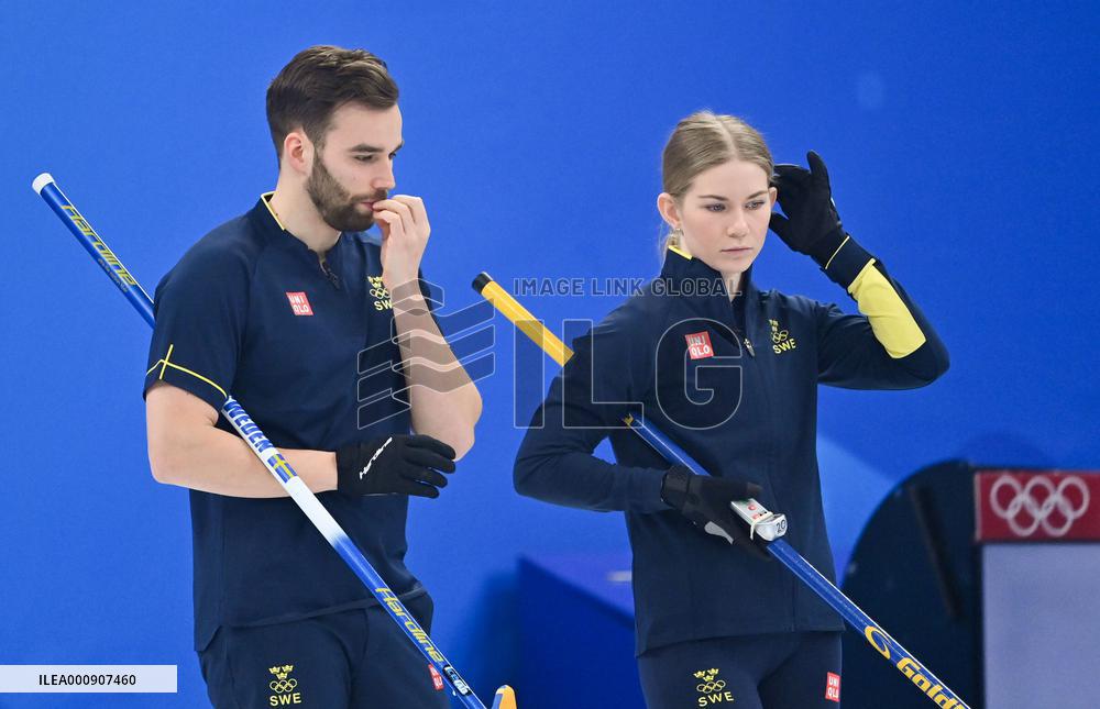 (BEIJING2022)CHINA-BEIJING-WINTER OLYMPIC GAMES-CURLING-MIXED DOUBLES (CN)