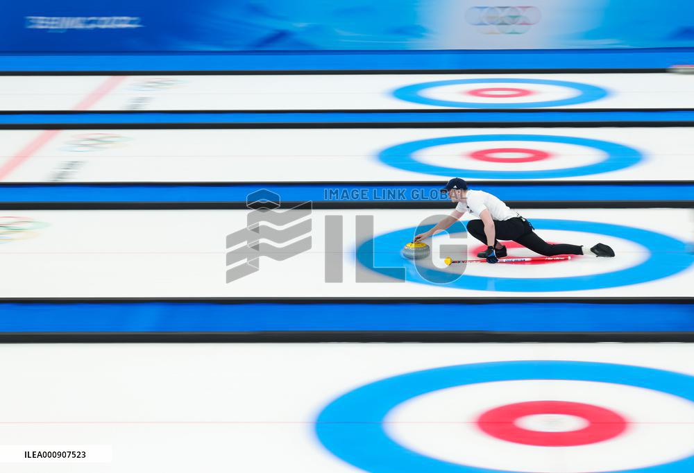 (BEIJING2022)CHINA-BEIJING-OLYMPIC WINTER GAMES-CURLING-MIXED DOUBLES-BRONZE MEDAL GAME (CN)
