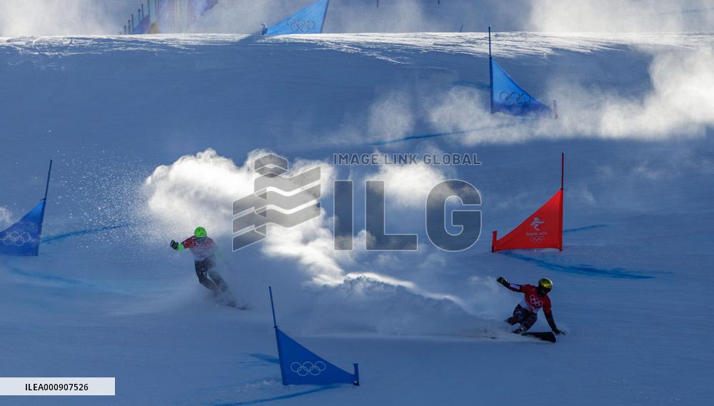 (BEIJING2022)CHINA-ZHANGJIAKOU-OLYMPIC WINTER GAMES-SNOWBOARD-MEN'S PARALLEL GIANT SLALOM-FINAL (CN)