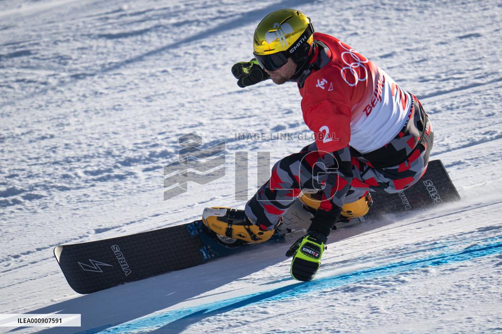 (BEIJING2022)CHINA-ZHANGJIAKOU-OLYMPIC WINTER GAMES-SNOWBOARD-MEN'S PARALLEL GIANT SLALOM-FINAL (CN)