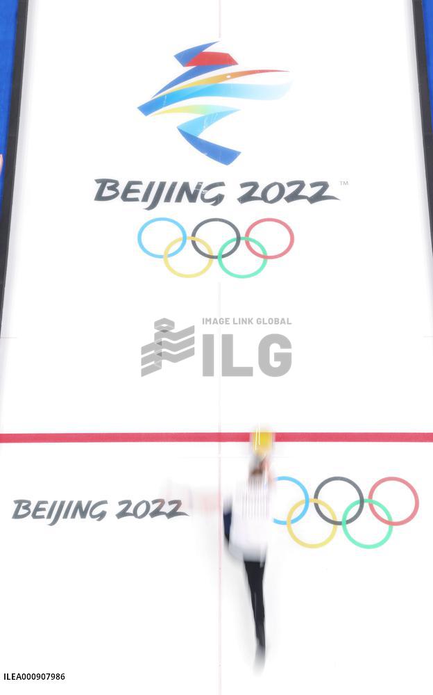 (BEIJING2022)CHINA-BEIJING-WINTER OLYMPIC GAMES-CURLING-MIXED DOUBLES-GOLD MEDAL GAME-ITALY VS NORWAY (CN)