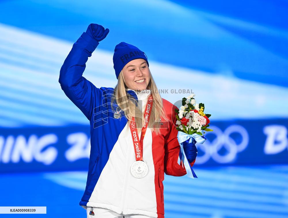 (BEIJING2022)CHINA-BEIJING-OLYMPIC WINTER GAMES-WOMEN'S FREESKI BIG AIR-AWARDING CEREMONY (CN)