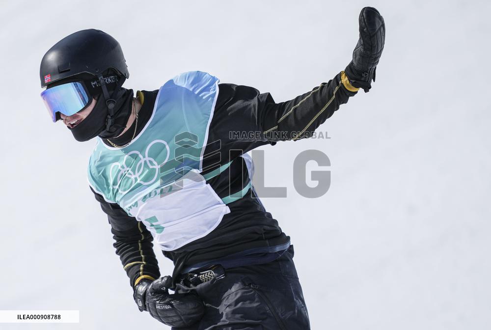 (BEIJING2022)CHINA-BEIJING-OLYMPIC WINTER GAMES-FREESTYLE SKIING-MEN'S FREESKI BIG AIR-FINAL (CN)