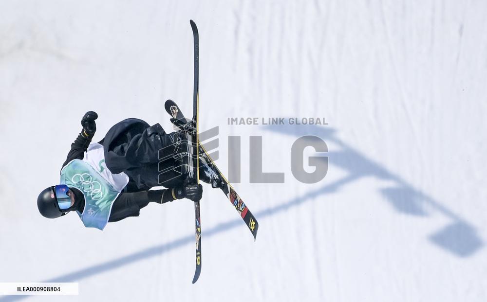 (BEIJING2022)CHINA-BEIJING-OLYMPIC WINTER GAMES-FREESTYLE SKIING-MEN'S FREESKI BIG AIR-FINAL (CN)