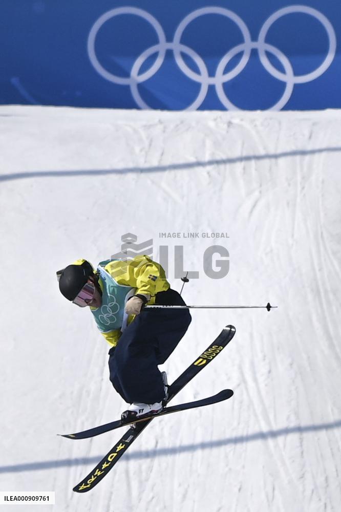 (BEIJING2022)CHINA-BEIJING-OLYMPIC WINTER GAMES-FREESTYLE SKIING-MEN'S FREESKI BIG AIR-FINAL (CN)