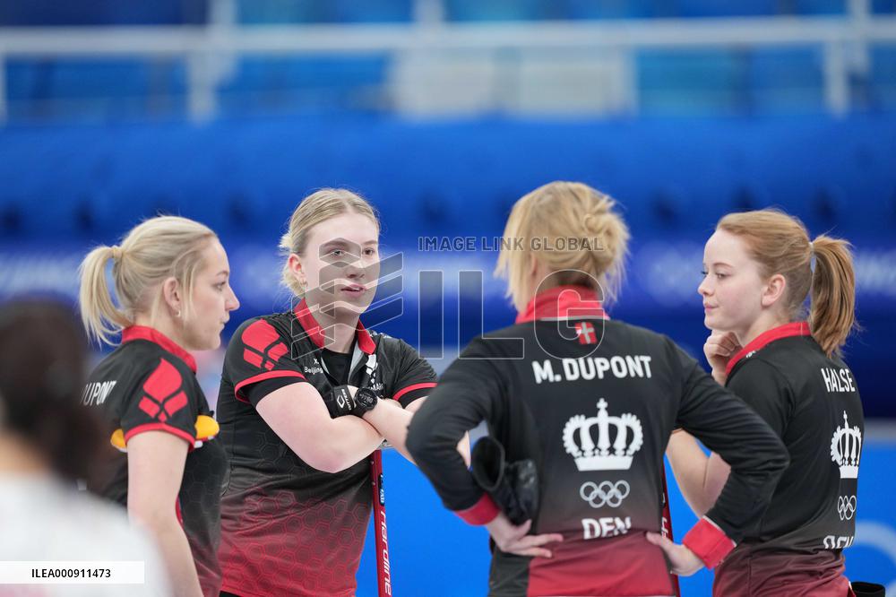 (BEIJING2022)CHINA-BEIJING-OLYMPIC WINTER GAMES-CURLING-WOMEN'S ROUND ROBIN SESSION-CHN VS DEN (CN)