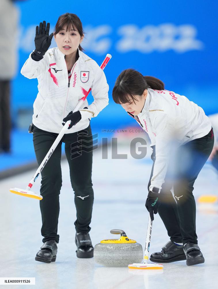 (BEIJING2022)CHINA-BEIJING-OLYMPIC WINTER GAMES-CURLING-WOMEN'S ROUND ROBIN SESSION-SWE VS JPN (CN)