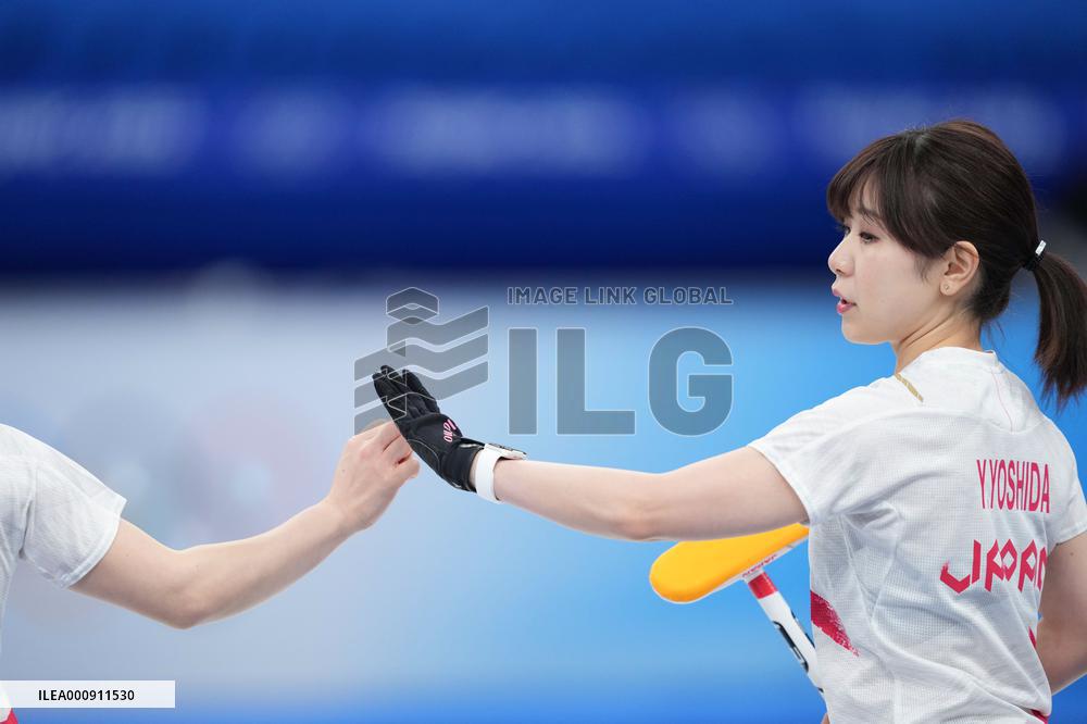 (BEIJING2022)CHINA-BEIJING-OLYMPIC WINTER GAMES-CURLING-WOMEN'S ROUND ROBIN SESSION-SWE VS JPN (CN)
