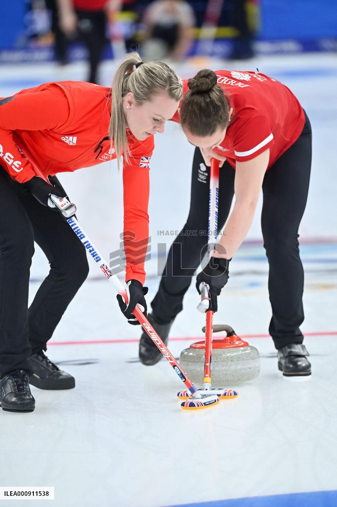 (BEIJING2022)CHINA-BEIJING-OLYMPIC WINTER GAMES-CURLING-WOMEN'S ROUND ROBIN SESSION-GBR VS SUI (CN)