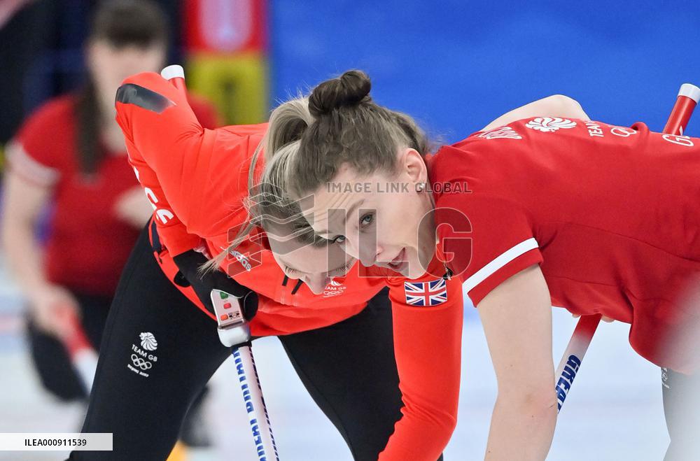 (BEIJING2022)CHINA-BEIJING-OLYMPIC WINTER GAMES-CURLING-WOMEN'S ROUND ROBIN SESSION-GBR VS SUI (CN)