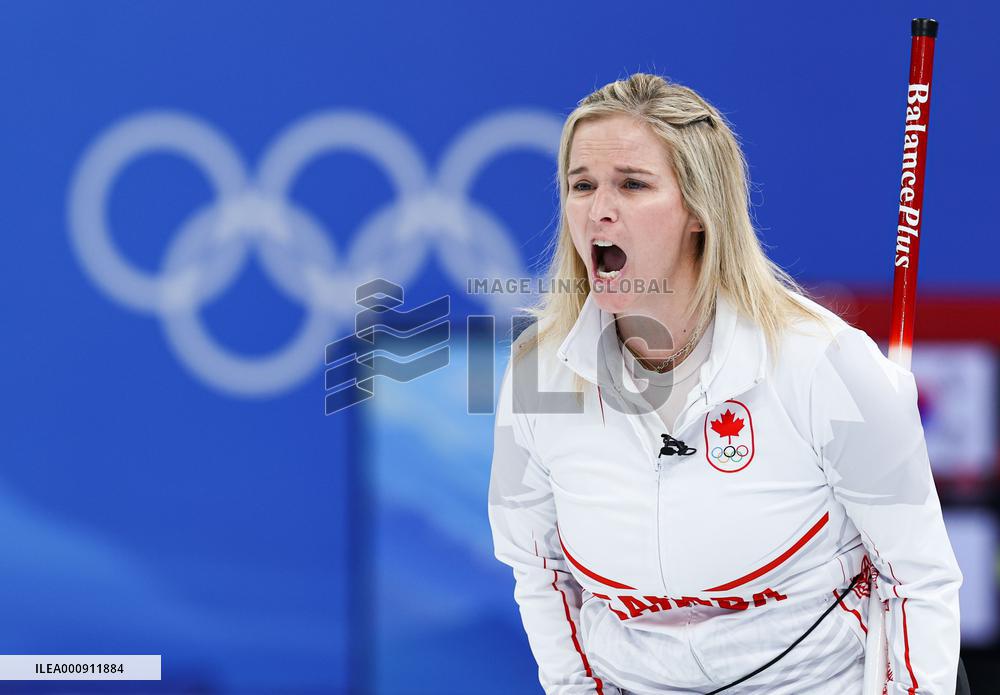(BEIJING2022)CHINA-BEIJING-OLYMPIC WINTER GAMES-CURLING-WOMEN'S ROUND ROBIN SESSION-SWE VS CAN (CN)