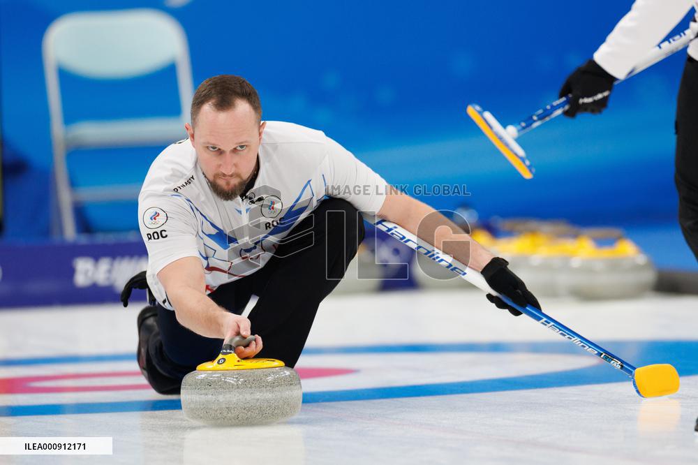 (BEIJING2022)CHINA-BEIJING-OLYMPIC WINTER GAMES-CURLING-MEN'S ROUND ROBIN SESSION-CHN VS GBR (CN)
