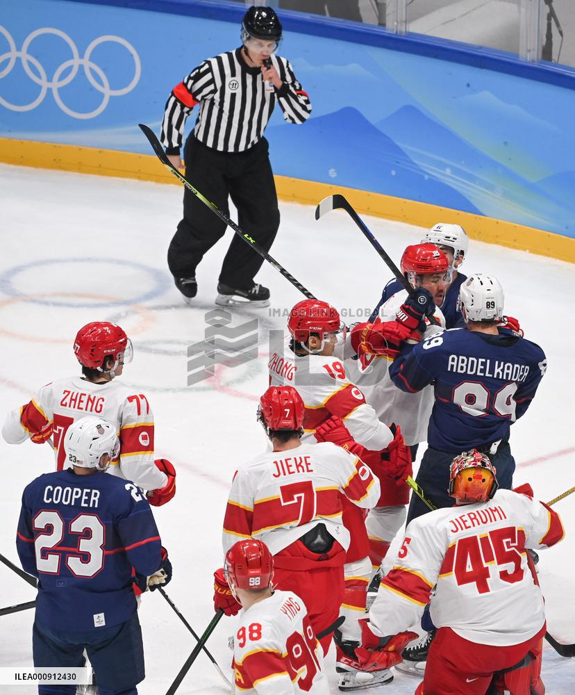 (BEIJING2022)CHINA-BEIJING-OLYMPIC WINTER GAMES-ICE HOCKEY-MEN'S PRELIMINARY-U.S. VS CHINA (CN)