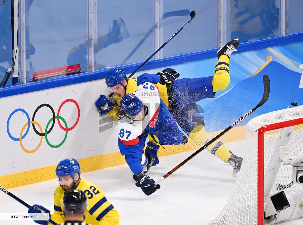 (BEIJING2022)CHINA-BEIJING-OLYMPIC WINTER GAMES-ICE HOCKEY-MEN'S PRELIMINARY-SWE VS SVK (CN)
