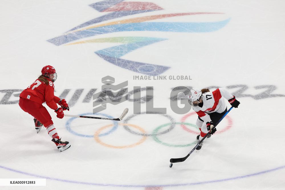 (BEIJING2022)CHINA-BEIJING-OLYMPIC WINTER GAMES-ICE HOCKEY-WOMEN'S QUATERFINALS-SUI VS ROC (CN)