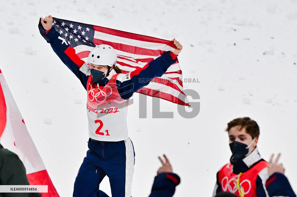 (BEIJING2022)CHINA-ZHANGJIAKOU-OLYMPIC WINTER GAMES-FREESTYLE SKIING-MIXED TEAM AERIALS-FINAL (CN)