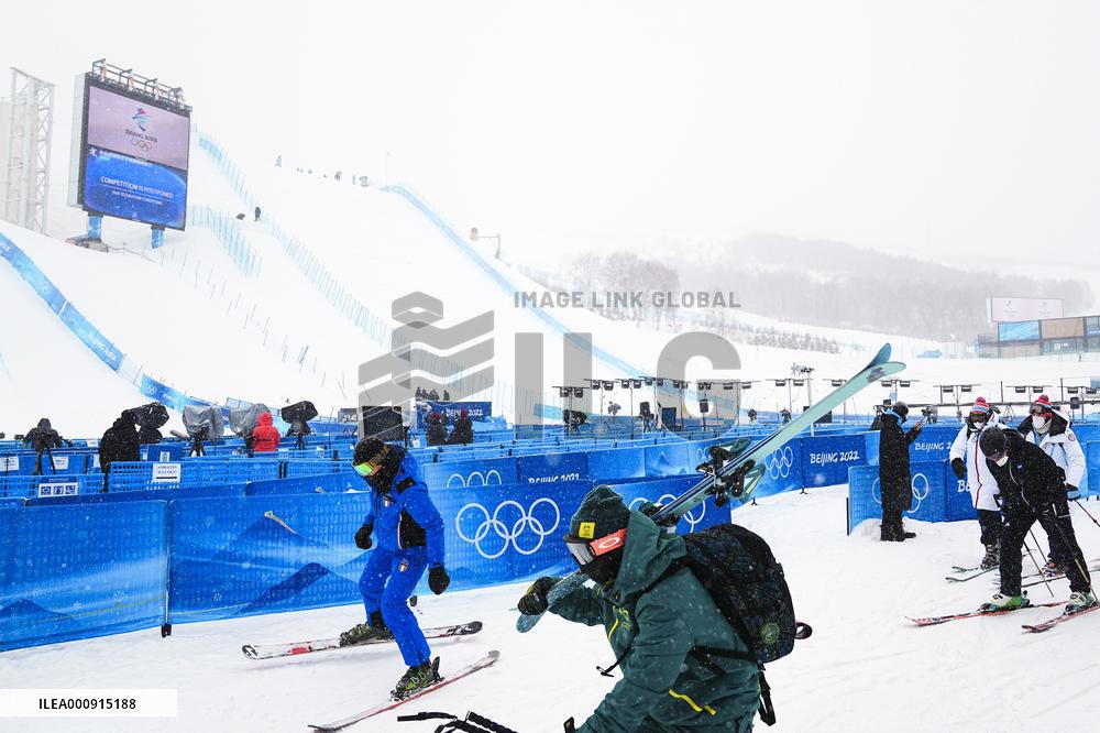 (BEIJING2022)CHINA-ZHANGJIAKOU-OLYMPIC WINTER GAMES-WOMEN'S FREESKI SLOPSTYLE QULAIFICATION-CALLING OFF (CN)